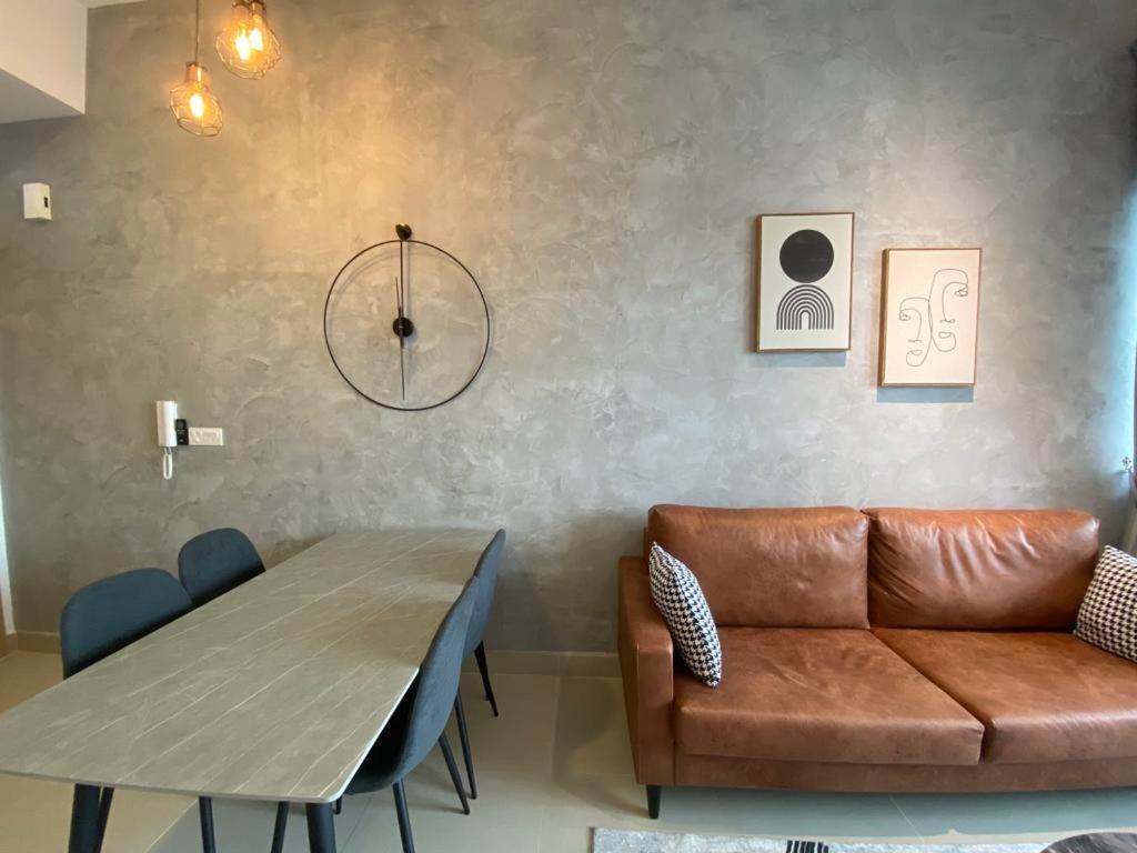 Nj Homestay @ Colony By Infinitum クアラルンプール エクステリア 写真